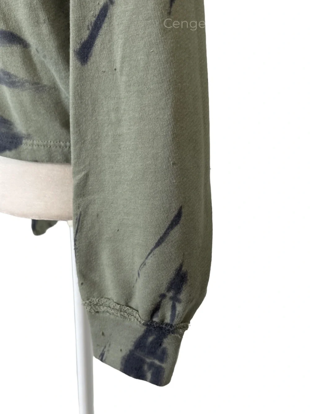 Free People Movement Relaxed Cropped Hoodie Sage Blue-Violet Tie Dye M NWOT - Picture 6 of 7